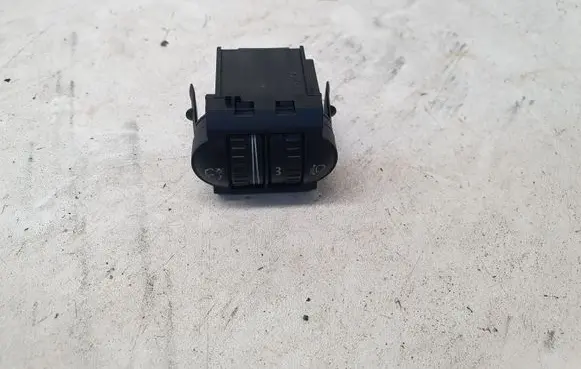 Volkswagen Golf V Headlight level height control switch 1K0941333