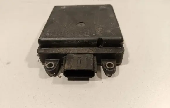 Jeep Grand Cherokee Blind spot module 68137930AE
