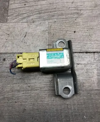 Toyota Previa (XR30, XR40) II Airbag deployment crash/impact sensor 8983028020 1879000840