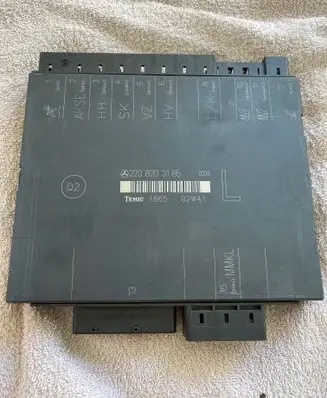 Mercedes-Benz E W211 Other control units/modules 2208203185 1865 02W41