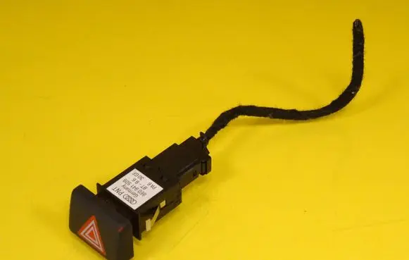 Audi A4 S4 B6 8E 8H Hazard light switch 8E0941509