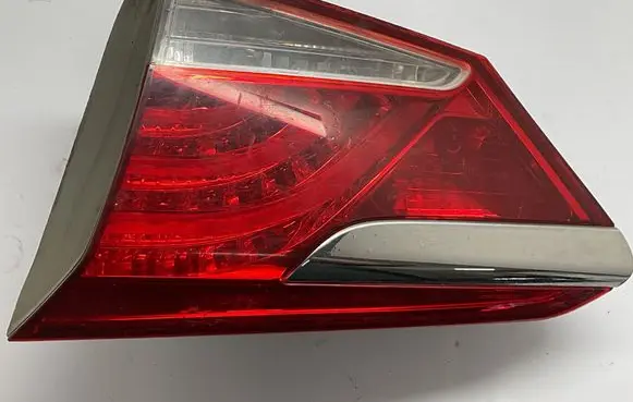 Hyundai i40 Tailgate rear/tail lights 924043Z001