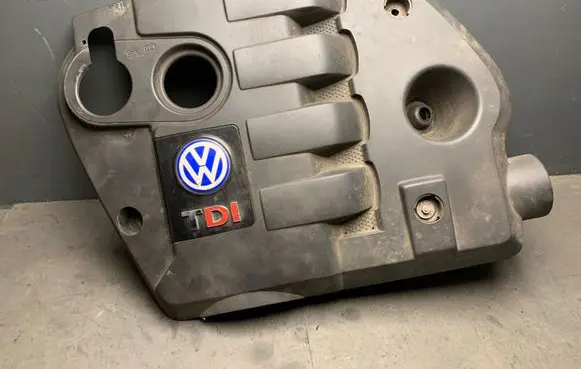 Volkswagen PASSAT B5.5 Engine cover (trim) 01342 054682 038103925