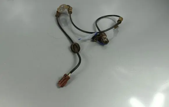 Subaru Forester SG ABS brake wheel speed sensor 27540AE030