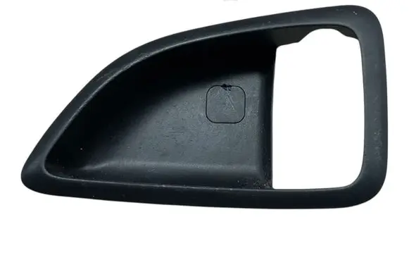 Hyundai ix35 Front door interior handle trim 826212S000