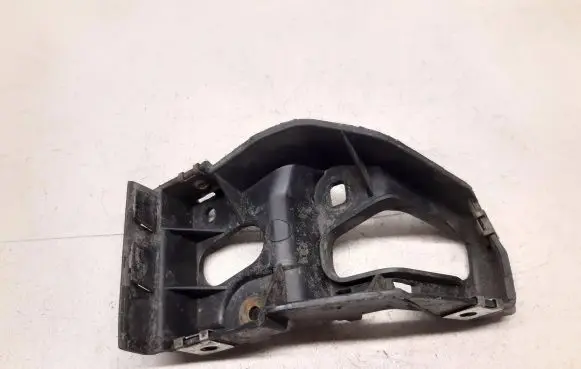 Audi A4 S4 B7 8E 8H Fender mounting bracket 8E0853921D