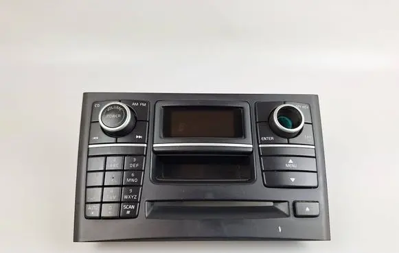 Volvo XC90 Radio/CD/DVD/GPS head unit 30752420 30732460