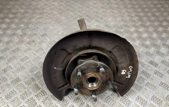 Subaru Outback (BS) Rear wheel hub
