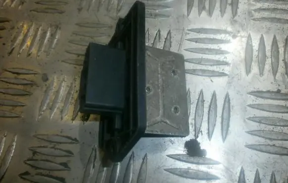 Mazda 323 Heater blower motor/fan resistor hb151rc1m