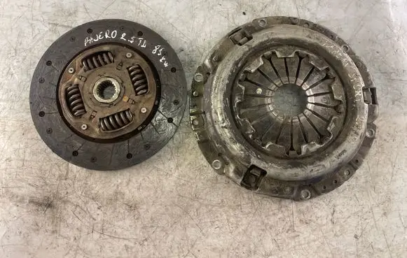Mitsubishi Pajero Sport I Clutch set kit