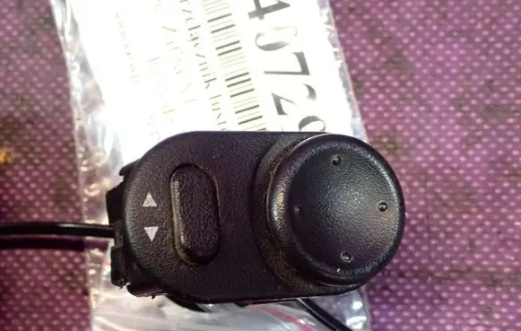 Opel Zafira A Wing mirror switch 