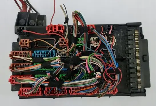 Mercedes-Benz ML W163 Fuse module 1635450205