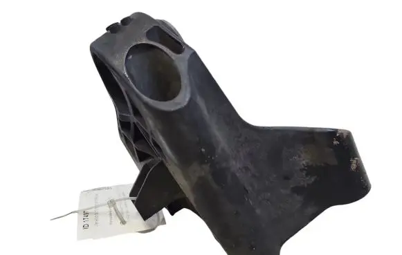 Mercedes-Benz E W213 Engine mounting bracket A6542232200