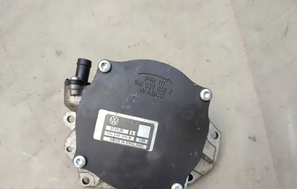Audi A3 S3 A3 Sportback 8P Vacuum pump 03L145100B 9140300060