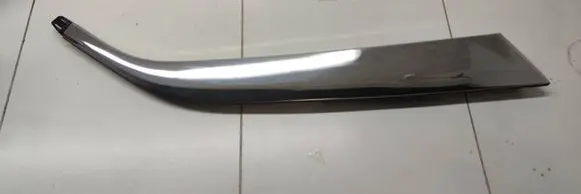 Peugeot 5008 II Rear side glass trim 9827008877