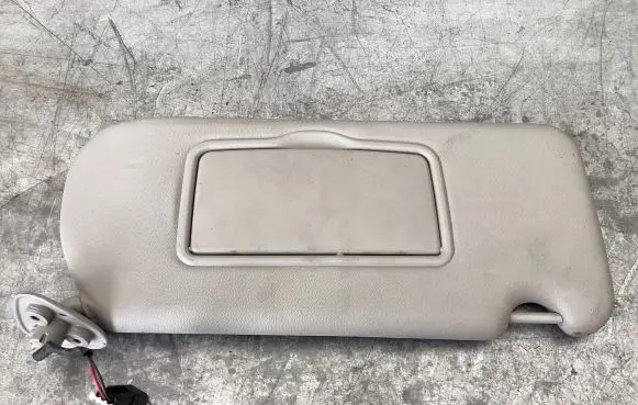 Cadillac CTS Sun visor