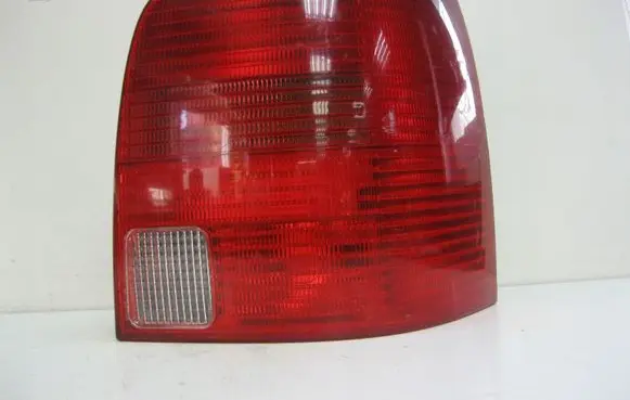 Volkswagen PASSAT B5 Rear/tail lights