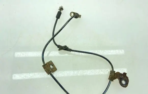 Subaru Legacy ABS brake wheel speed sensor 27540AG10