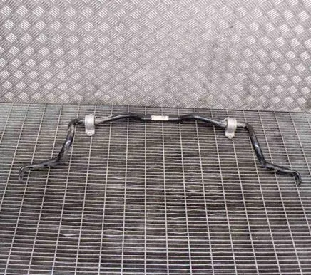 Volvo XC40 Front anti-roll bar/sway bar 31681914