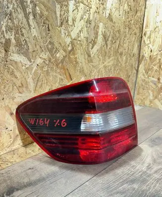 Mercedes-Benz ML W164 Rear/tail lights A1649061100 A1649060700