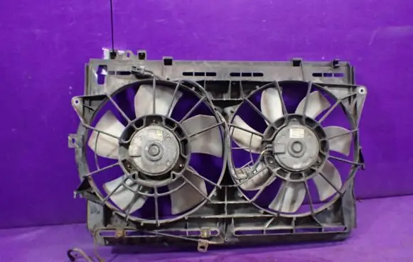 Toyota Corolla Verso E121 Fan set DT4227500310