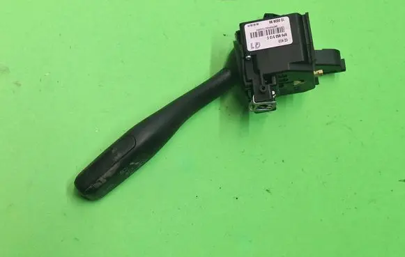 Audi A3 S3 8P Indicator stalk 8P0953513C 10003999 00399982734059