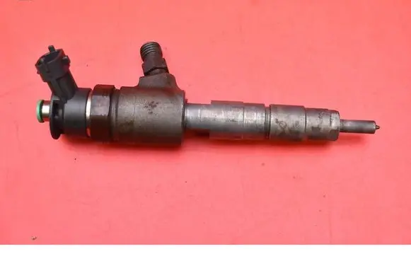 Peugeot 2008 I Fuel injector 0445110340