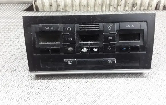 Audi A4 S4 B6 8E 8H Climate control unit 8E0820043