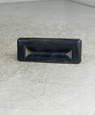 Skoda Yeti (5L) Tailgate opening switch 5J0827229