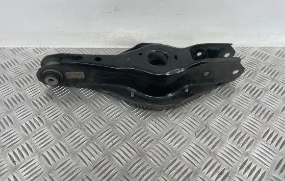 BMW 3 G20 G21 Rear upper control arm/wishbone 6886448