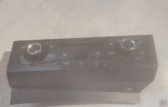 Audi A5 8T 8F Climate control unit 8T1820043AC A2C53307435
