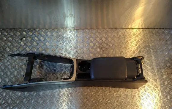 Audi A5 8T 8F Center console 2202420000 118669808