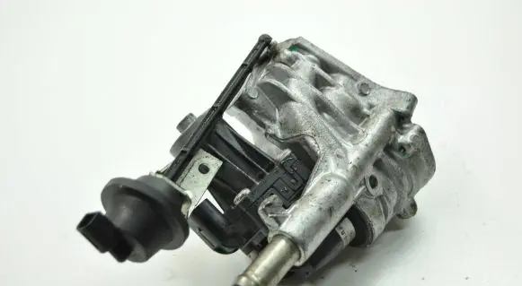 Jaguar XJ X351 EGR valve 701881040
