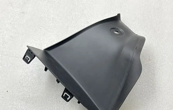Tesla Model 3 Rear/tail light trim molding 178432000B 171368200C 206034