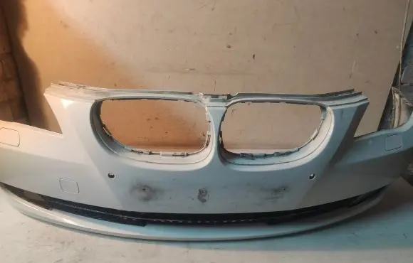 BMW 5 E60 E61 Front bumper 7178068