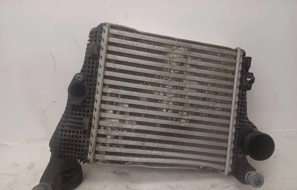 Porsche Macan (95B) Intercooler radiator 95B145804B 95B145804 T95B102