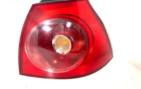 Volkswagen Golf V Rear/tail lights 1K6945096G 89031823