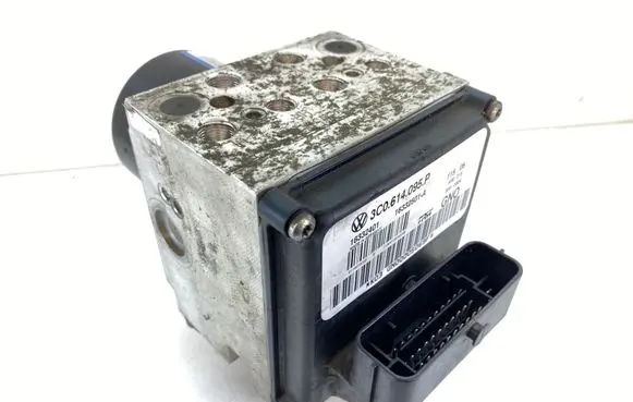 Volkswagen PASSAT B6 ABS Pump 3C0614095P 16332401 16332501A
