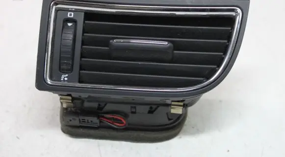 Skoda Superb B6 (3T) Dashboard side air vent grill/cover trim 3T0819701