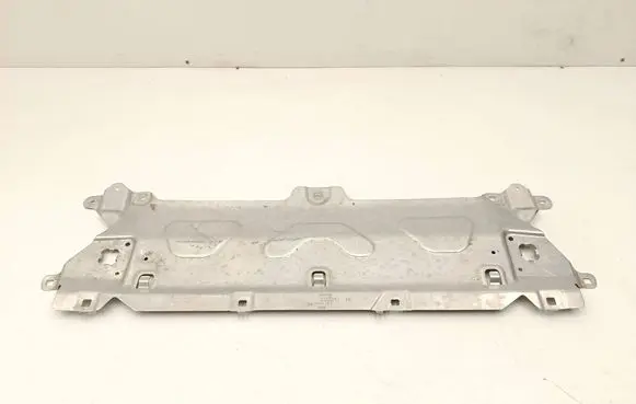 BMW X3 G01 Top upper radiator support slam panel 7400110 51647400110 17521610