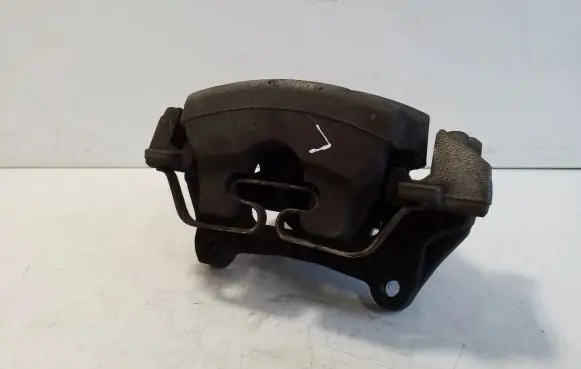 Volvo XC40 Front brake caliper 31471663