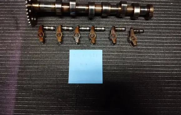 Skoda Fabia Mk1 (6Y) Camshaft 03D109571G 0157592 03DK
