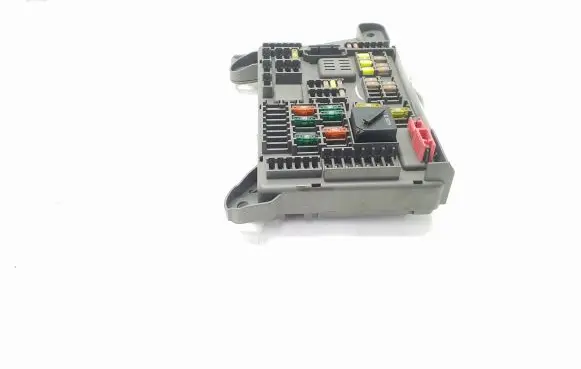 BMW X5M E70 Fuse module 693168704