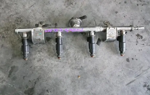 Mazda 6 Fuel injectors set LISTWAWTRYSKOWA