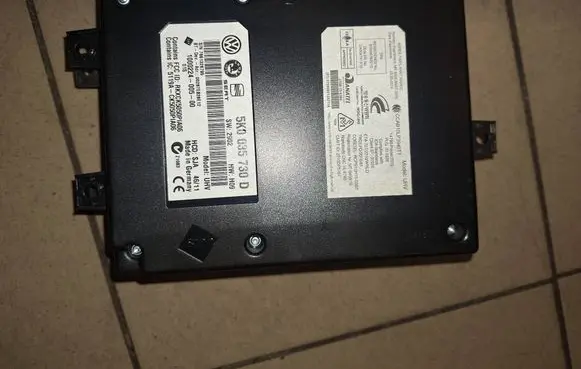 Volkswagen Golf VI Bluetooth control unit module 5K035730D