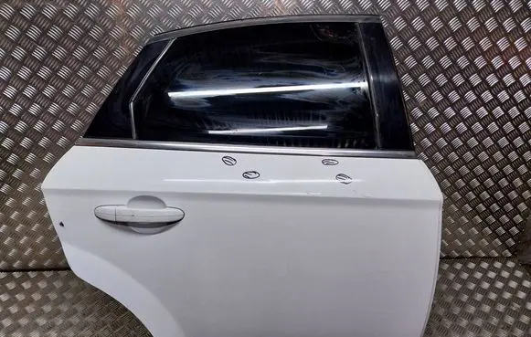 Ford Mondeo MK IV Rear door S18031410