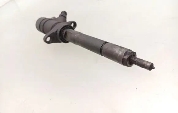 Ford Focus C-MAX Fuel injector 0445110188