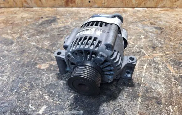 Suzuki Swift I Generator/alternator 21400-86L0