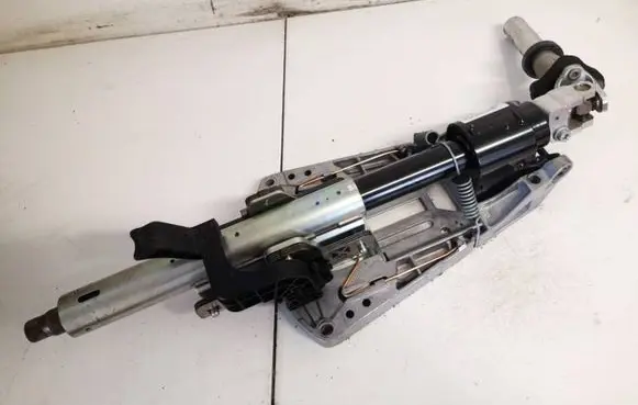 Mercedes-Benz E W212 Steering wheel axle a2124602716