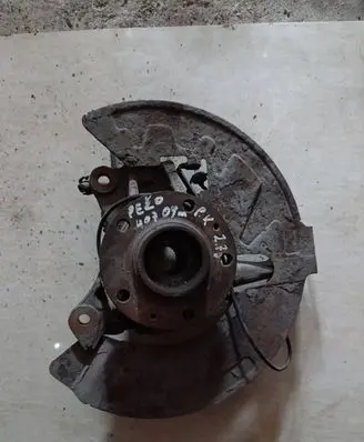 Peugeot 407 Front wheel hub